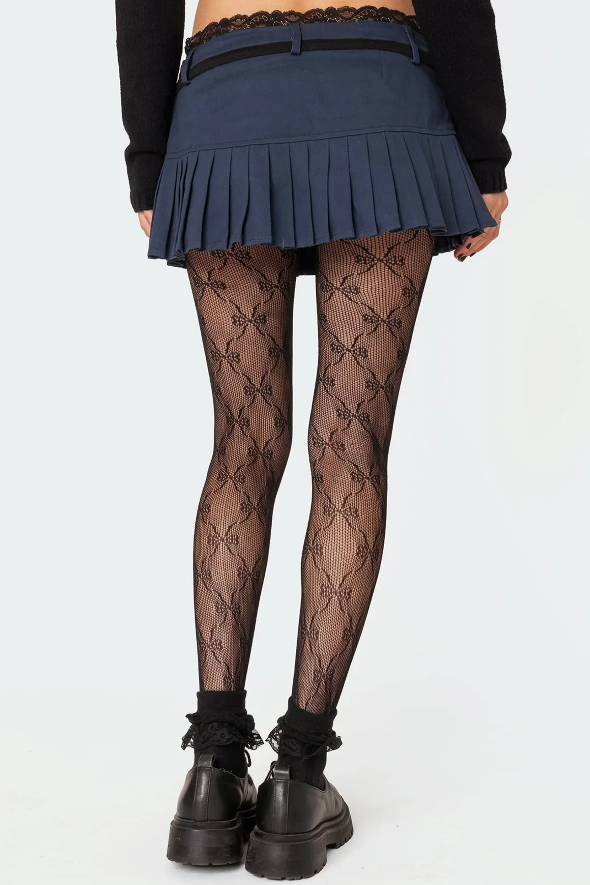 Aria Lace Trim Pleated Skort