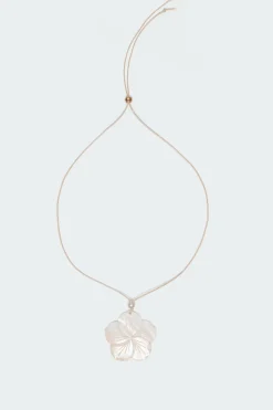 Beachy flower shell string necklace