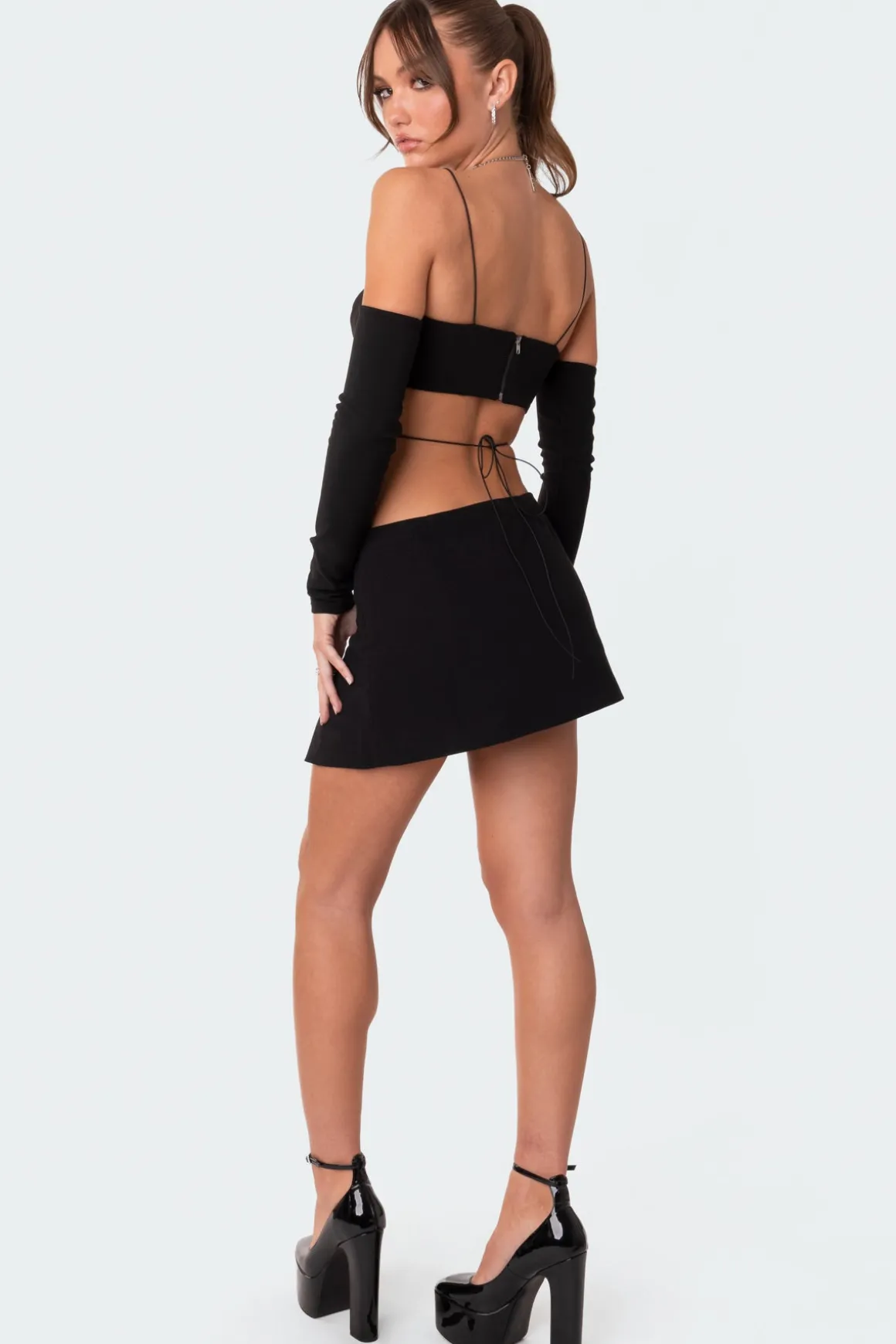 Beatrix separate sleeves crossed crop top