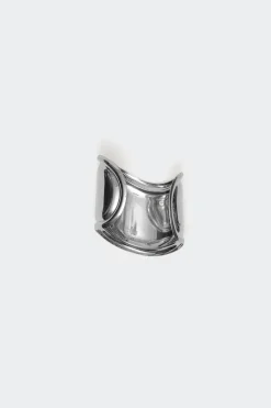 Curvy Arm Cuff
