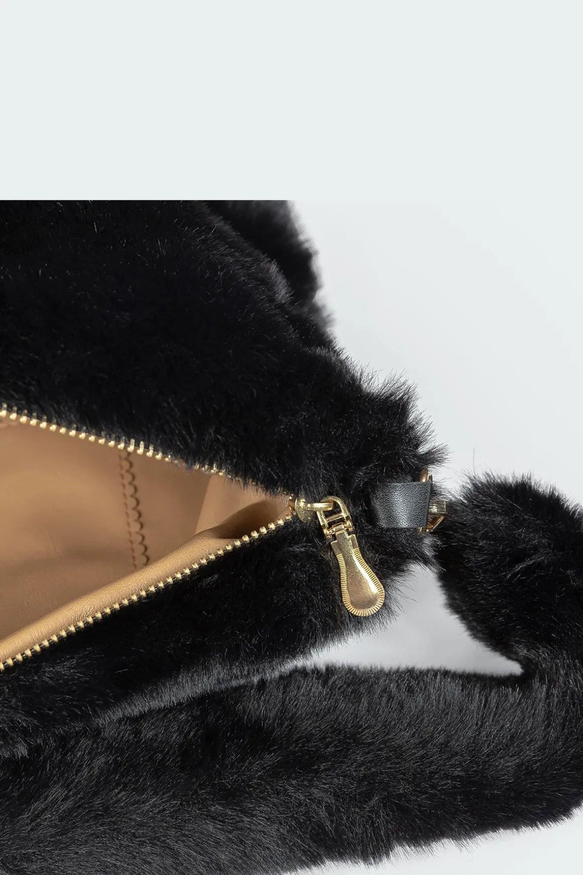 Fluffy Shoulder Bag