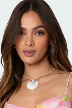 Heart Shell Cord Necklace