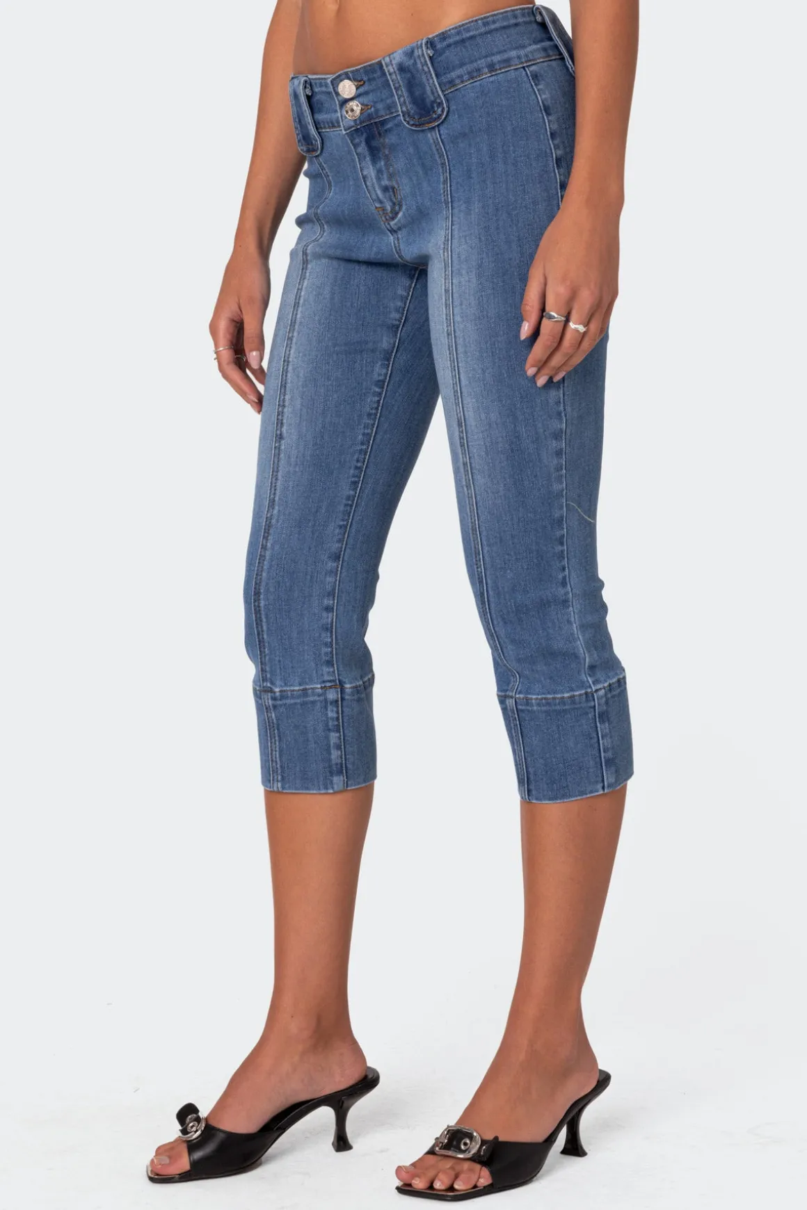Jesse Low Rise Washed Capri Jeans