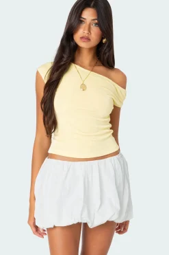 Jett Asymmetric Top