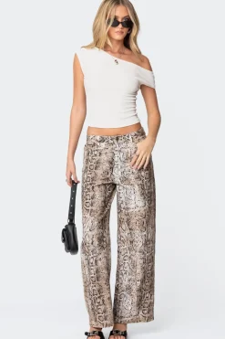 Jett Asymmetric Top
