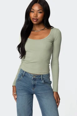 Makenna Scoop Neck Top