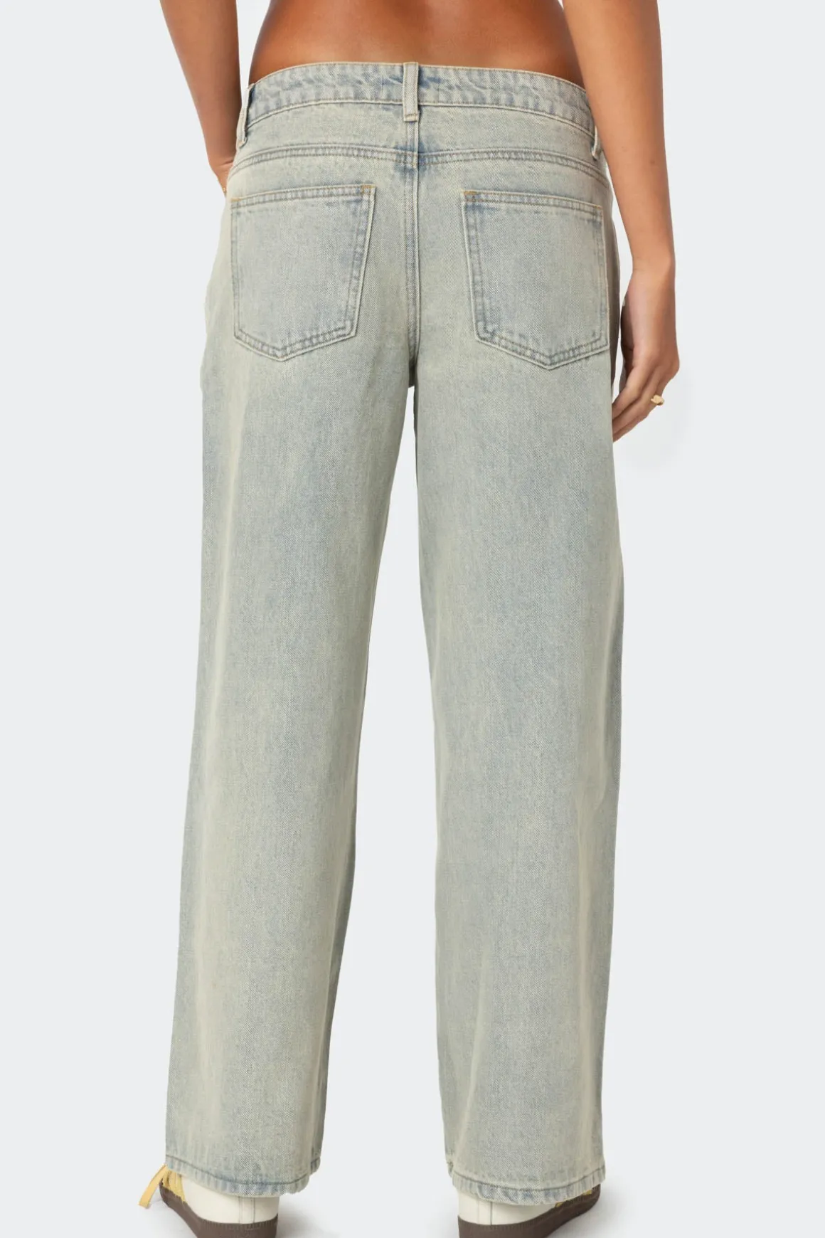 Petite Magda Low Rise Acid Wash Jeans