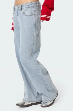 Petite Raelynn Washed Low Rise Jeans