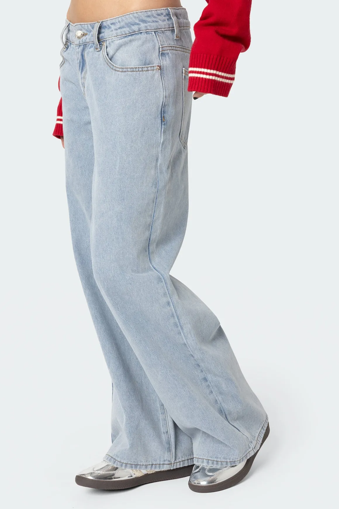 Petite Raelynn Washed Low Rise Jeans