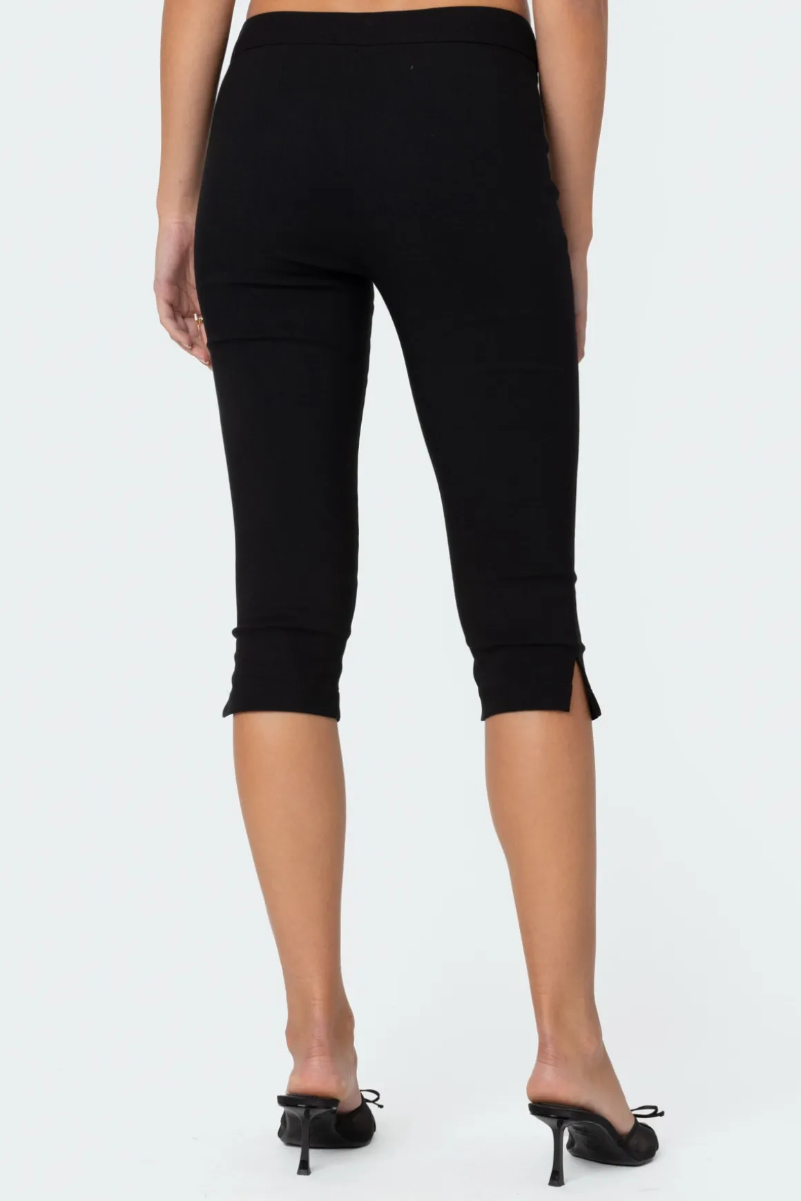 Sarafina Capri Pants