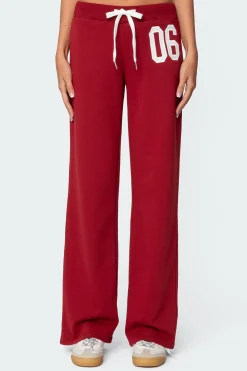 06 Sweatpants