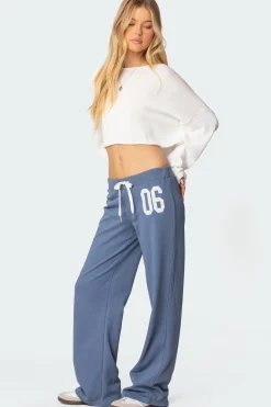 06 Sweatpants