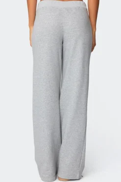 06 Sweatpants